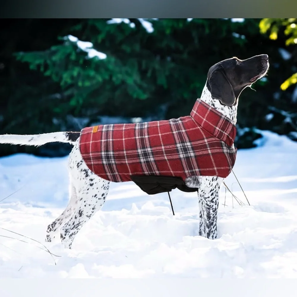 New-Reversible Plaid and Black Dog Jacket Size Large Warm & Comfortable